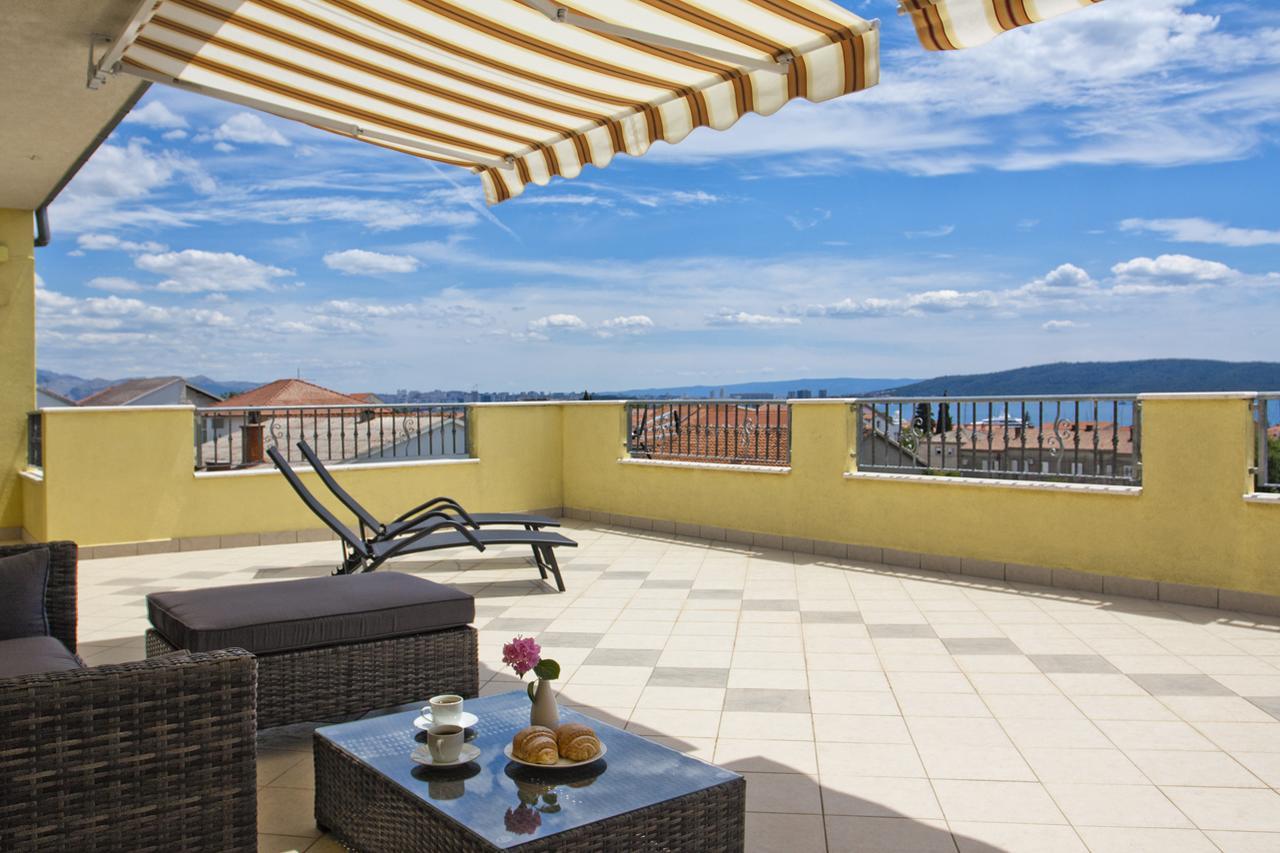 Apartment Noel Kastela Exterior photo