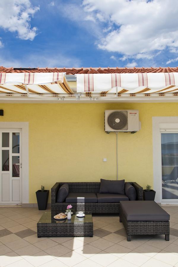 Apartment Noel Kastela Exterior photo